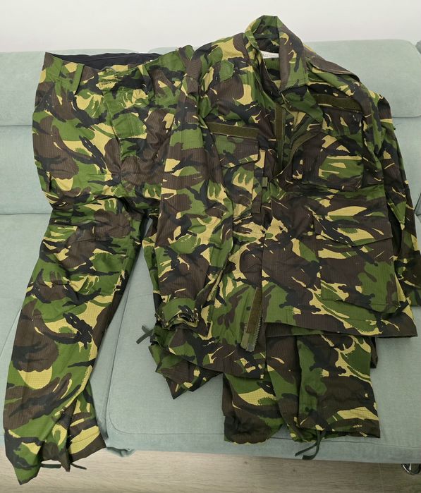 Tinuta militara pentru vanatoare