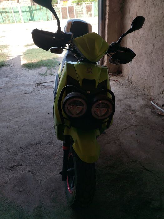 Скутер Boomer Sonlink