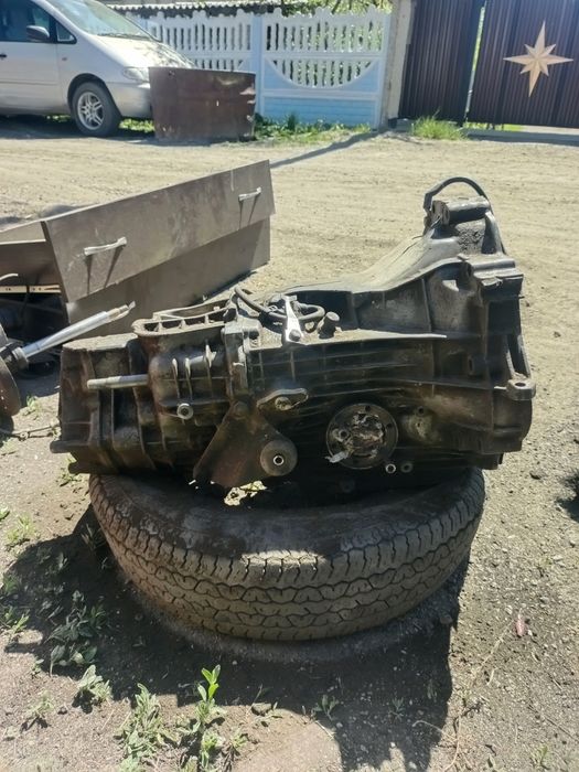 Продам коробку на Ауди 80 б3