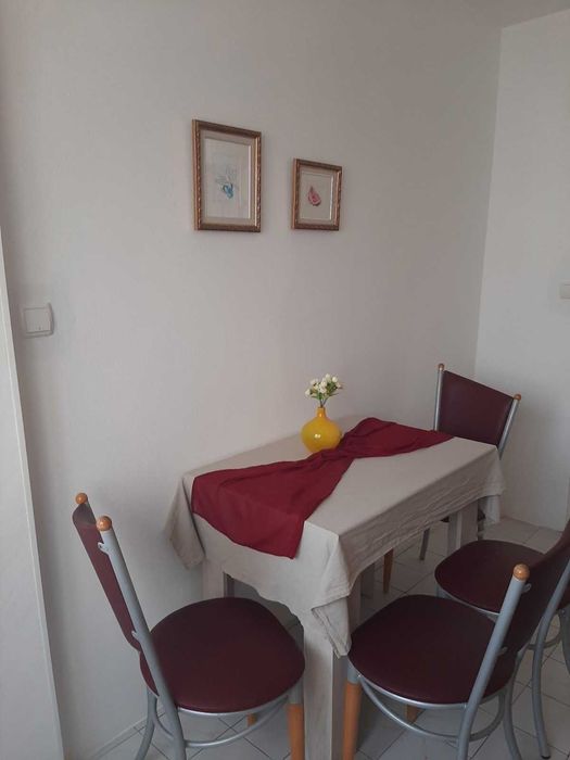 Дава се под наем Четиристаен апартамент в Бургас, Възраждане - 88 кв.м за 331.5 € - Снимка #16