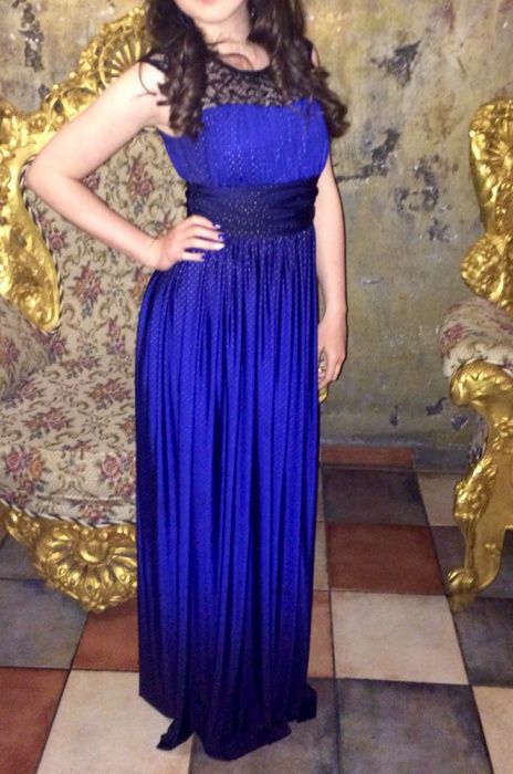 Дълга рокля