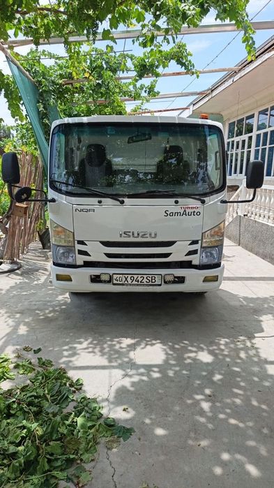 Исузи Бинзавоз сотилади