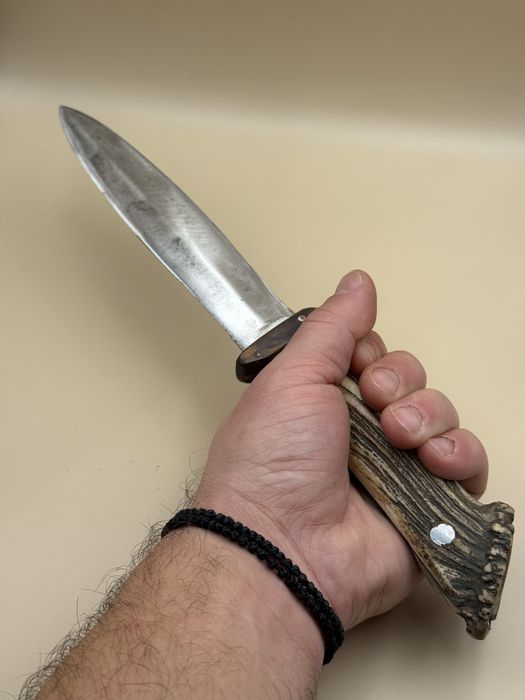 Cutit vechi forjat vanatoare