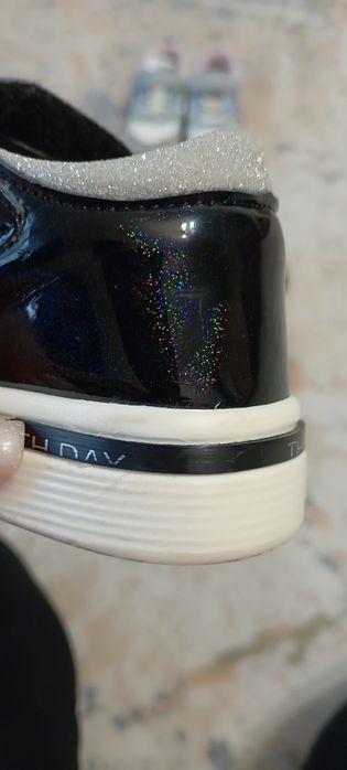 Детские кросовки и сандали