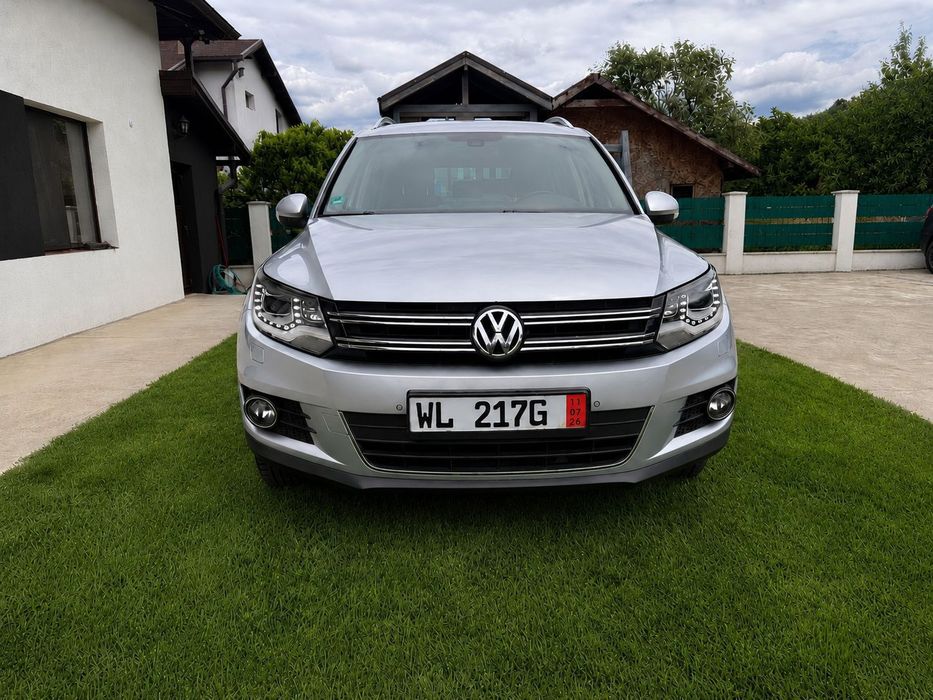 VOLKSWAGEN Tiguan 2012