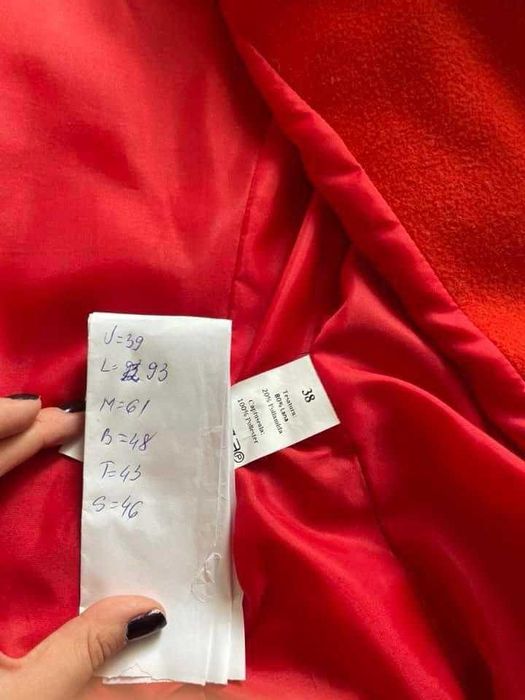 Palton lana wool 80% marime fexibila S-L rosu stare foarte buna