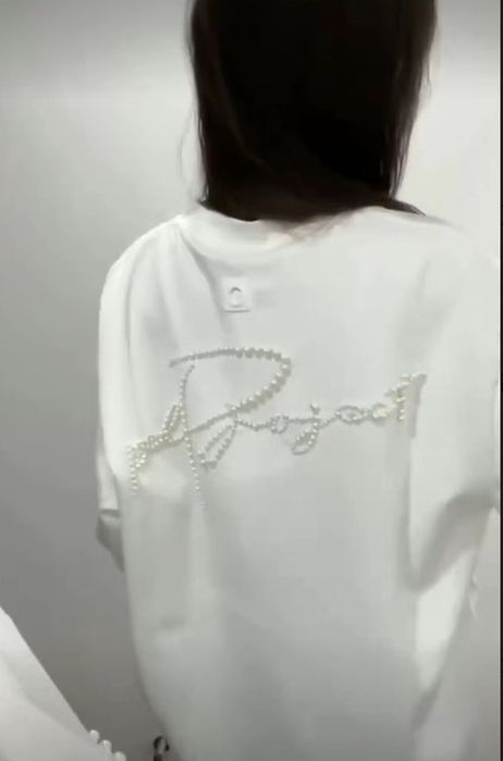 Белая футболка М