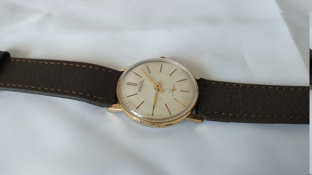 Мъжки механичен ръчен часовник - Ракета / Raketa - позлатен