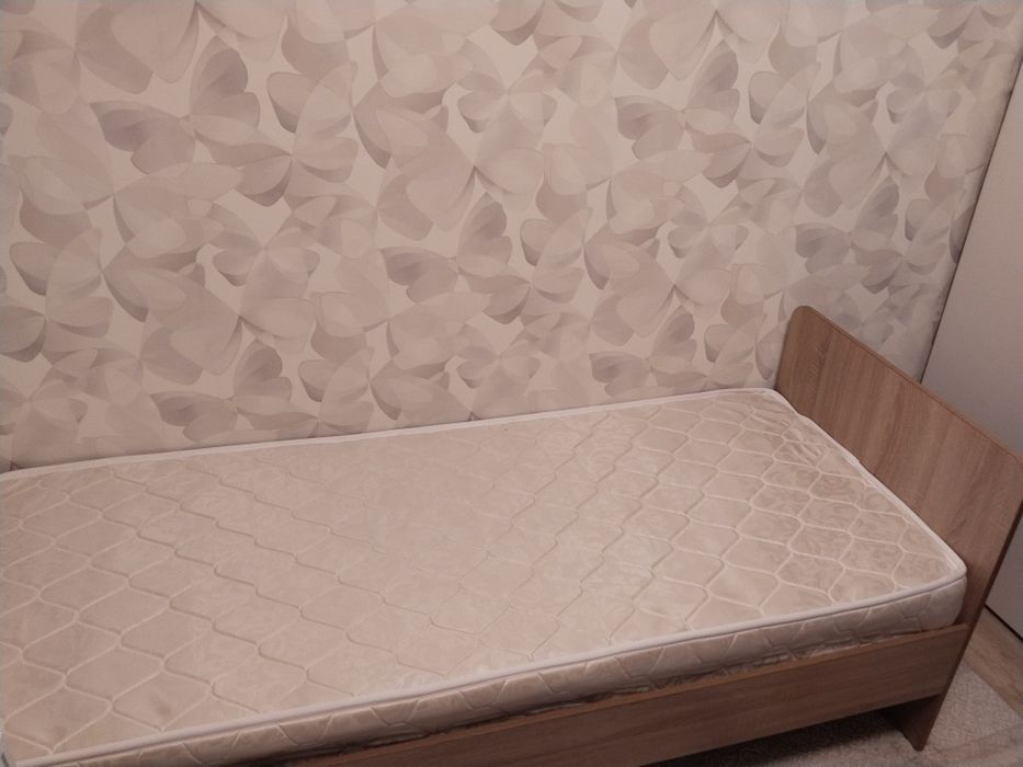 Кровать две штуки 80*200