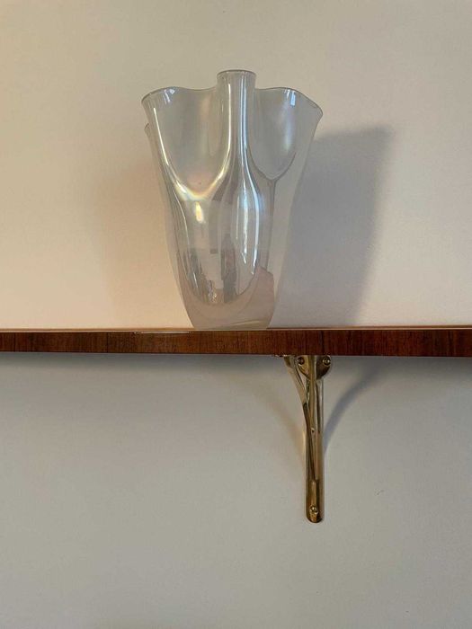 Vaza din sticla alba