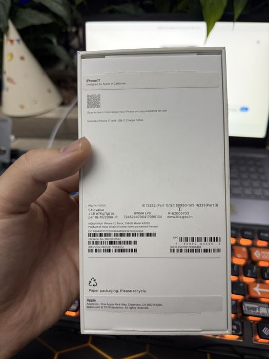 iPhone 17 black 256gb
