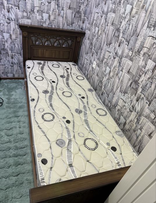 Срочна  Продается Кровать односпальная