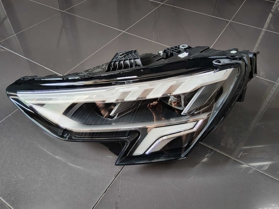 НОВ Ляв Фар Комплект Full LED Audi A3 S3 8Y 2020- 8Y0941033 Ауди
