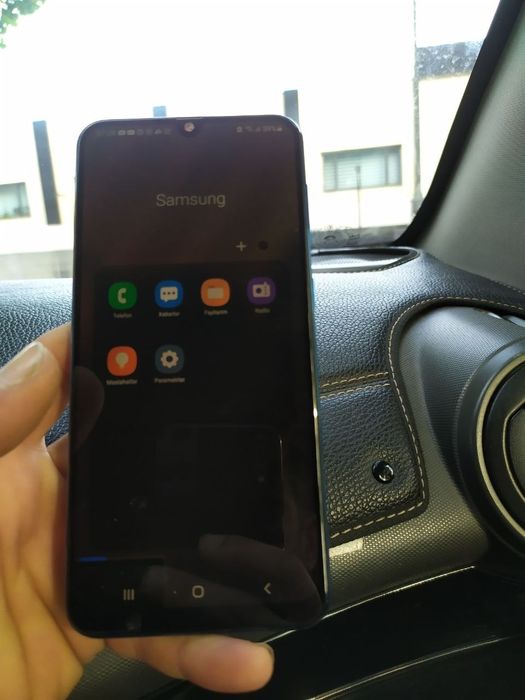 Samsung galaxy a50