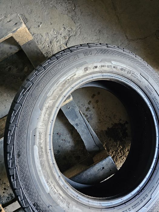 2 anvelope vara 205 65 16C Continental 2021 7mm