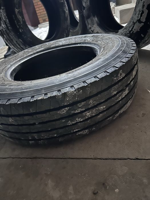 Грузовые шины  17,5