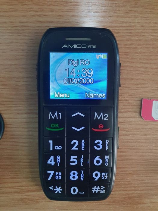 Brondi telefon cu lanterna butoane taste necodat cu incarcator