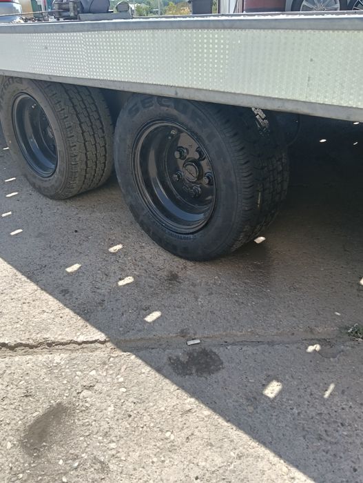 Vând platforma auto(trailer)3 T basculabil.variante