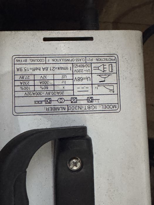 Инверторен заваръчен апарат kraft tools IGBT-N300