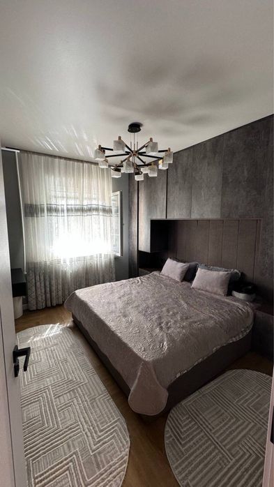 Продается 3 комнатная квартира,90м2,ор-р 222 школа,Карасу 6