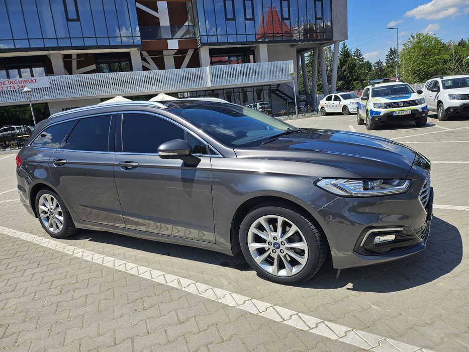 Ford mondeo hybrid