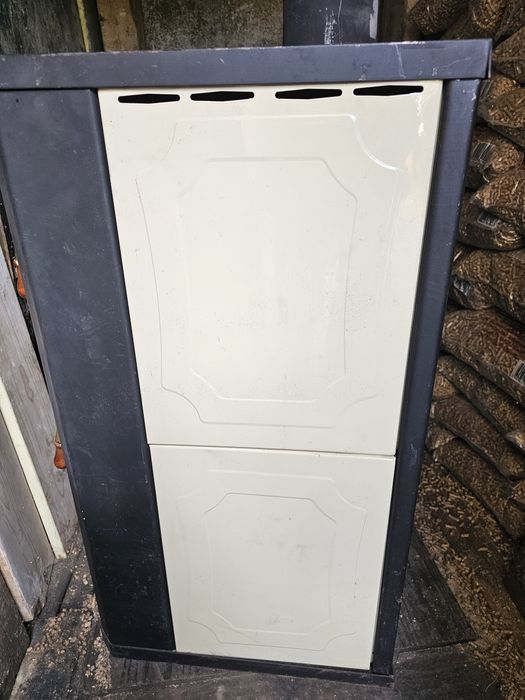 Камина с водна риза и фурна Прити FG W15 / 15+5 kW