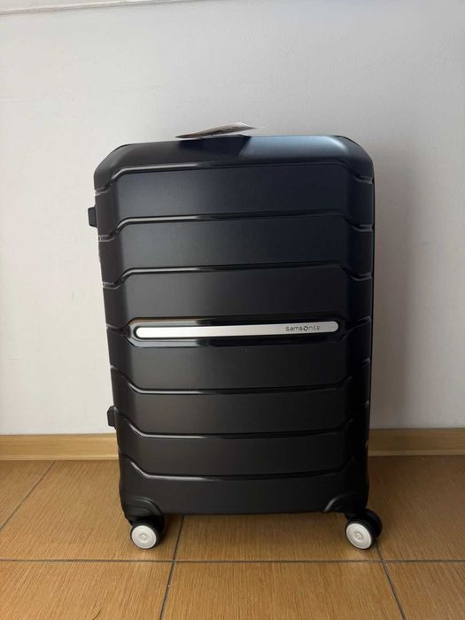 Чемодан Samsonite, новый , размер М