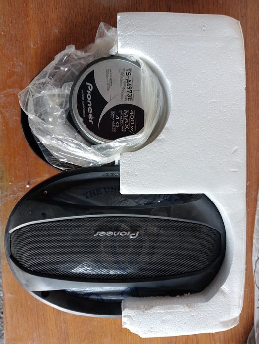 Продам колонки для автомагнитолы..