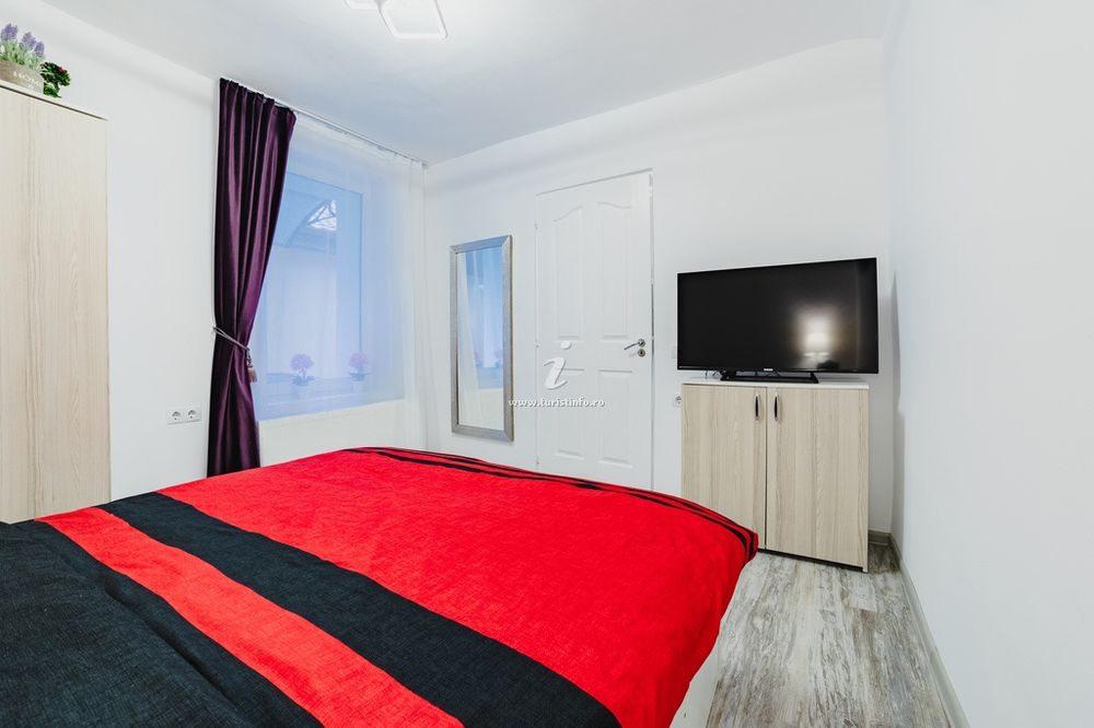 Garsonieră cochetă în Centrul Vechi Brașov | Randament excelent