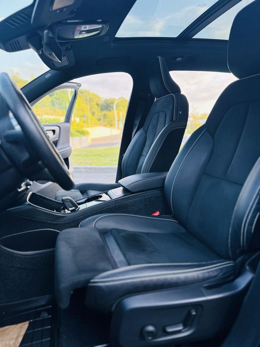 Volvo xc40 R-line Recharge 4x4