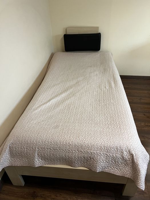 Pat cu saltea cu apa
