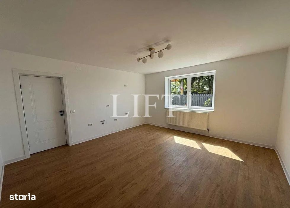 Apartament de 2 camere | Curte | Garaj | zona Centrul Istoric