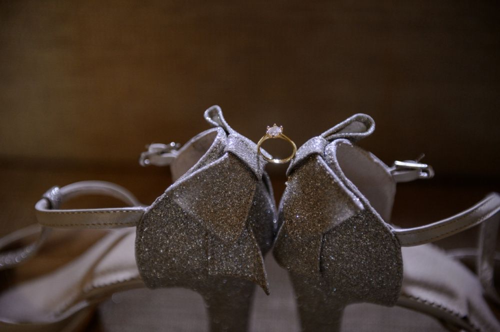 Pantofi din piele naturala+ piele gliter.