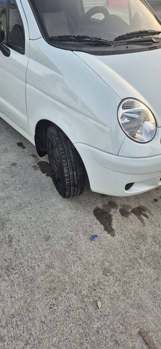 Автомобиль продаю