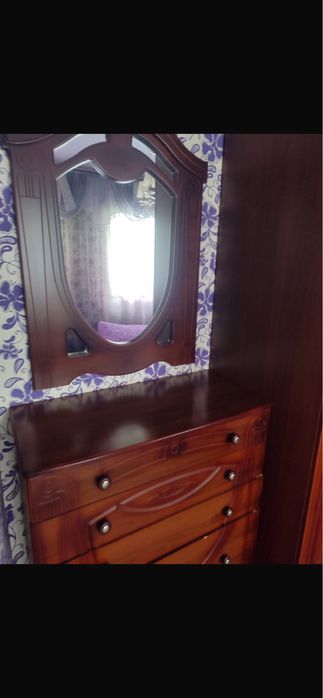 Спальный гарнитур