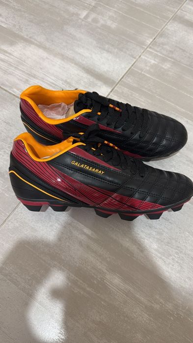Футболни обувки.