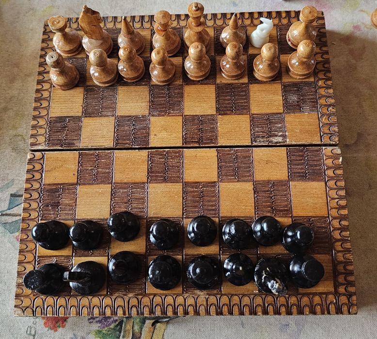 Зан. игри Не се сърди човече-3бр. , домино, шах-компакни и фигури