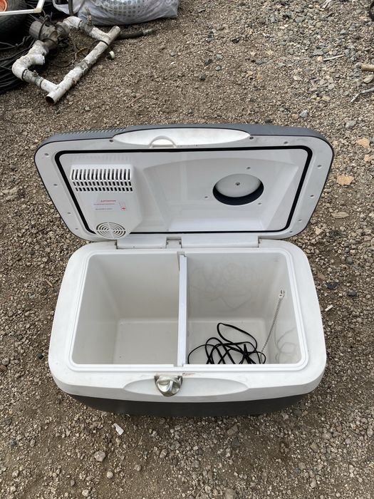 Продам автомобильный холодильник