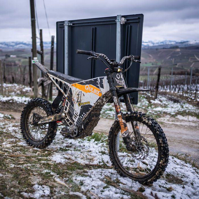 Moto - Bicicleta electrica 30.000w Qulbix / viteza 140kph - nu SurRon / Talaria / Stark Varg