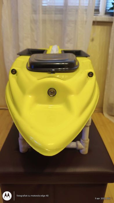 Barca, navomodel barcuta, pentru pescuit cu Autopilot. Reparatii navomodele, barcute de plantat. Autopiloti