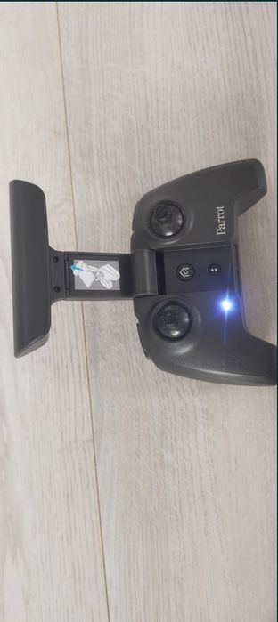 Controler parrot anafi