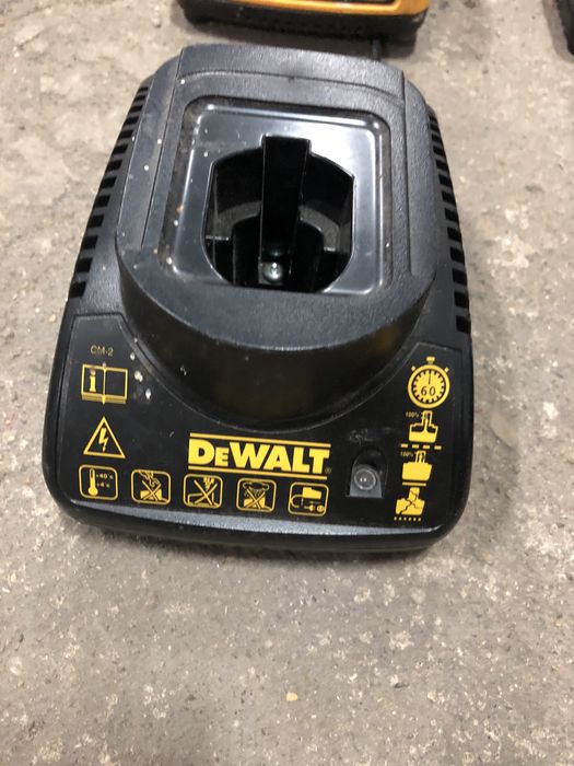 Зарядно DeWALT - 7,2V ; 14,4V ; 18V ;