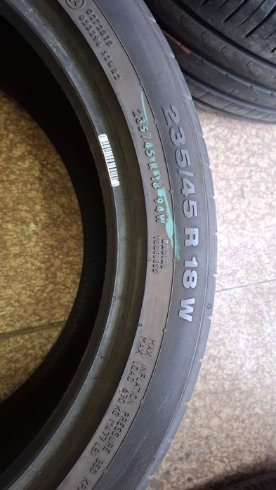 2бр летни гуми Continental 234 45 18