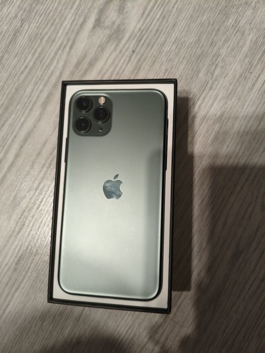 IPhone 11 pro в хорошем состоянии