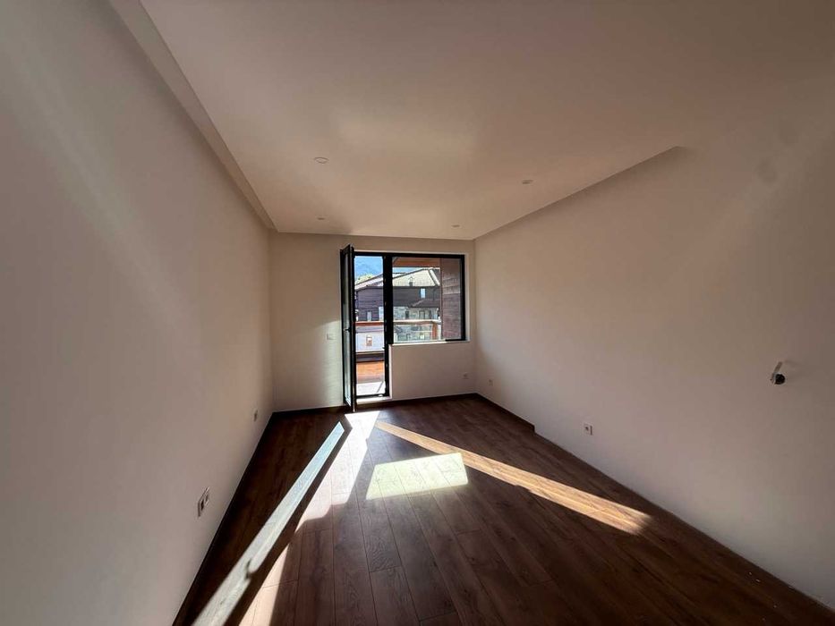 Продава се Двустаен апартамент в Банско - 70 кв.м за 1821 €/кв.м - Снимка #1