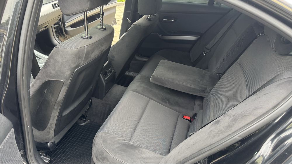 Bmw E90 318d•Automat•Trapa•M Paket •2011