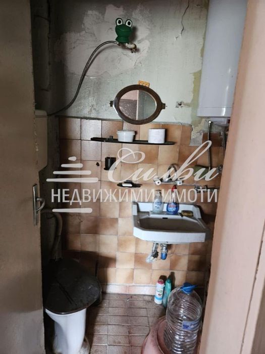 Продава се Двустаен апартамент в Шумен, 5-ти полк - 55 кв.м за 594 €/кв.м - Снимка #3