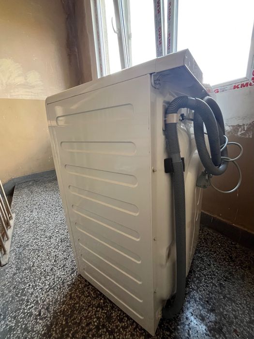 Пералня Electrolux EWF1074BW/ За части