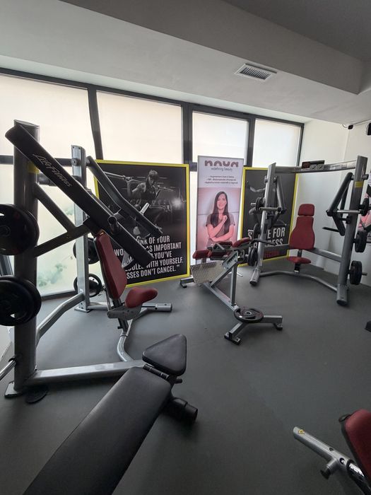 Dezmembrez sala de fitness Bucuresti / vestiare
