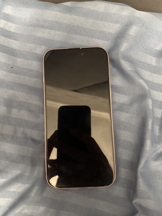 iPhone 15 хорошо состояние